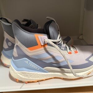 Like New Gortex Adidas Terrex Hiking Shoes